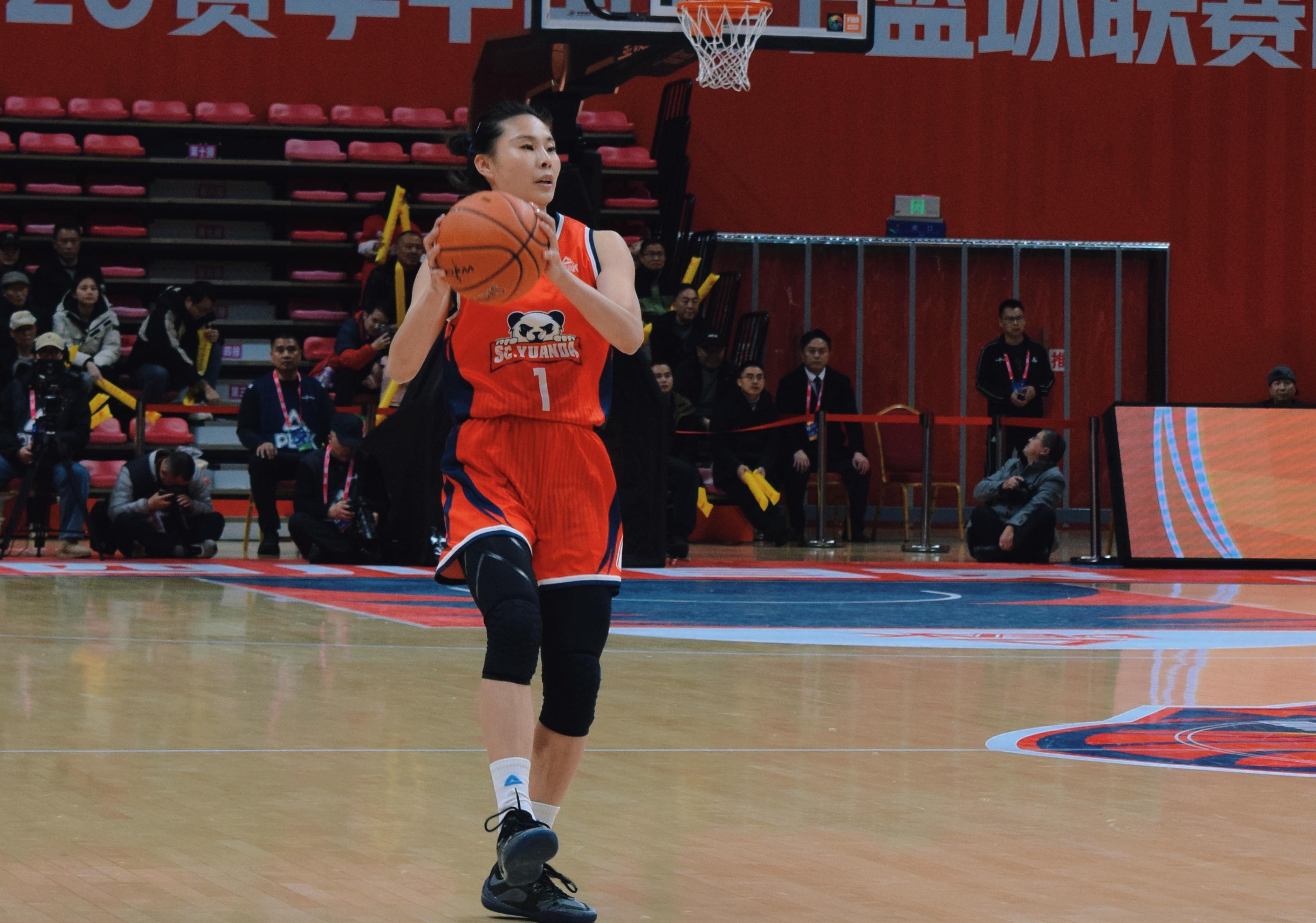 击败联盟第1!中国女篮30岁王牌归来5胜0负不败:宫帅需重用她?