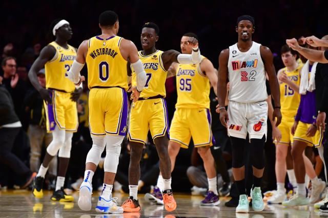 开云-残阵湖人展现不屈战斗力,施罗德带伤作战激励全队