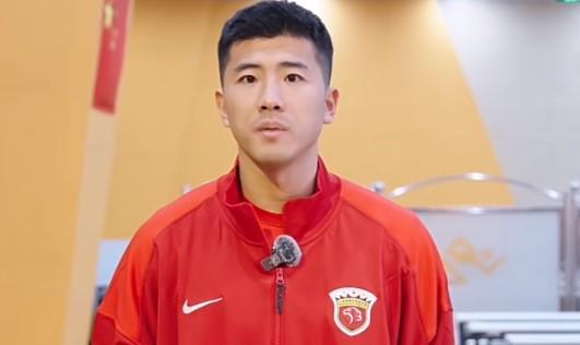 开云-新赛季转战B队，李圣龙：希望把经验传授给年轻队员