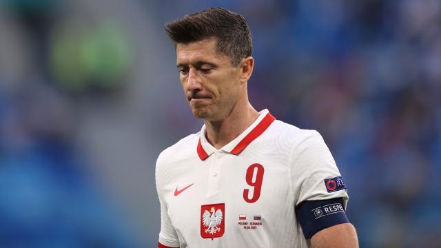 robert-lewandowski-poland-2021_shkoacz5ss7g1of2sdfy07jmv.jpg
